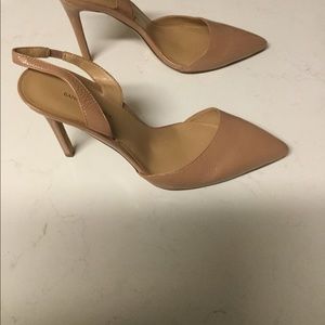 Banana Republic nude slingbacks